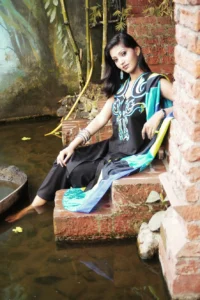 Modeling Photography in Dhaka